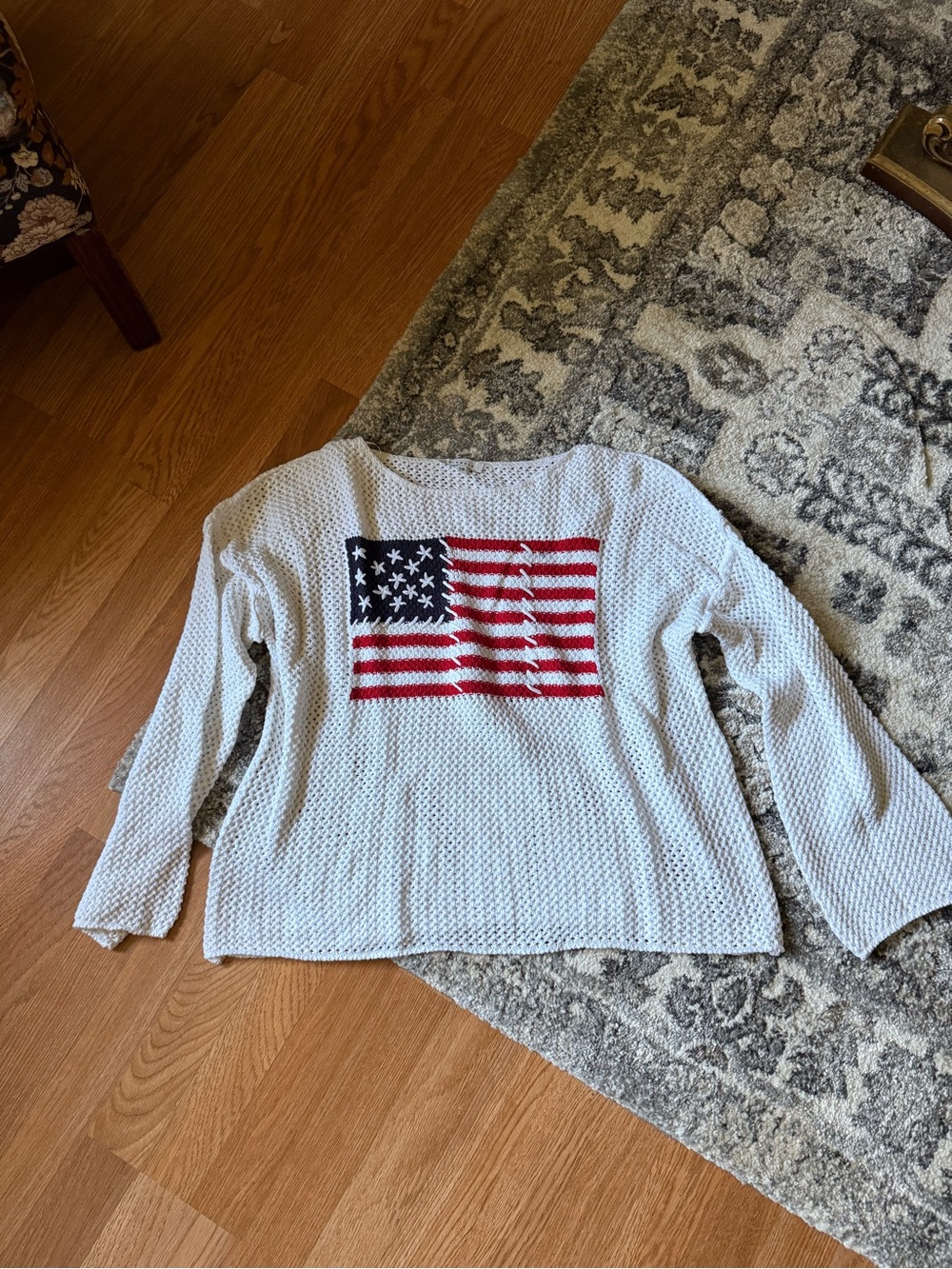 Never Worn Miracle Sweater 💞